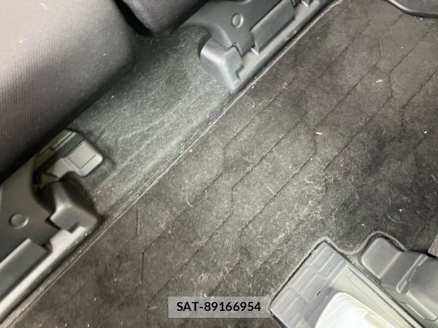Toyota TANK 2017-03 8232047-27