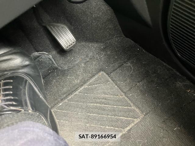 Toyota TANK 2017-03 8232047-28