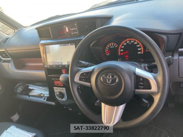 Toyota TANK 2017-12 8232050-15