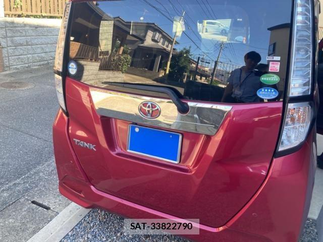 Toyota TANK 2017-12 8232050-3
