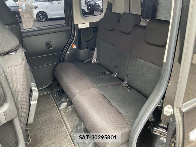 Toyota TANK 2019-07 8232049-12