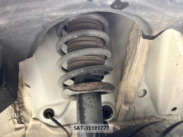 Toyota TANK 2019-04 8246879-19