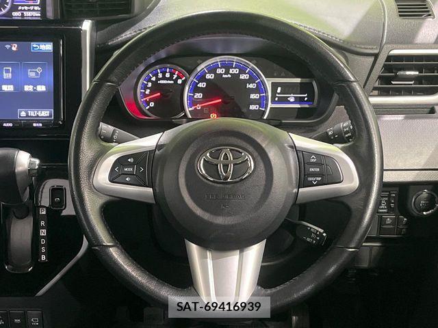 Toyota TANK 2017-09 8246881-10