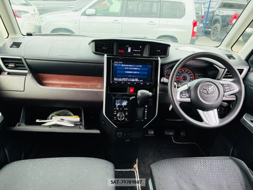 Toyota TANK 2019-07 8240818-12