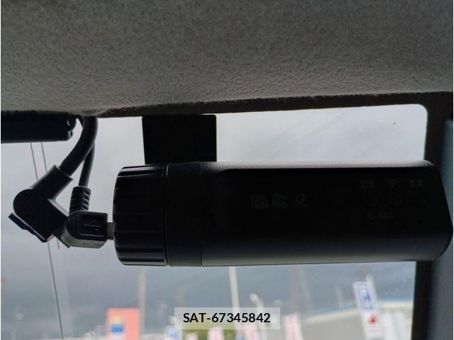 Toyota TANK 2019-06 8317499-21