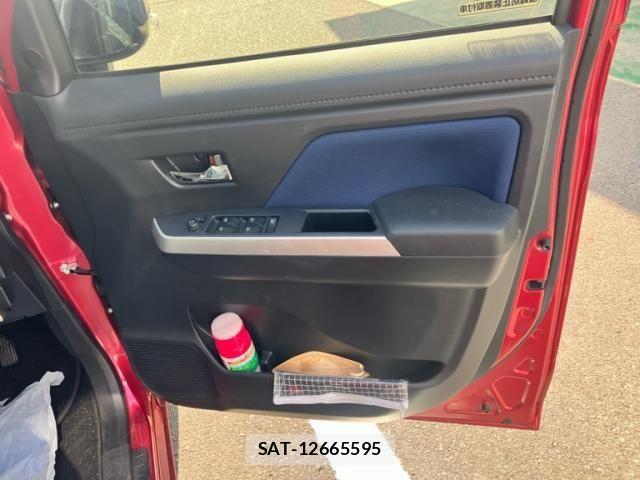 Toyota TANK 2018-07 8338125-13