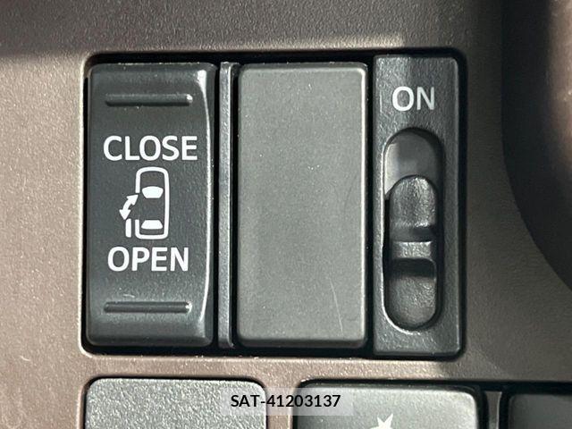Toyota TANK 2019-05 8355710-4