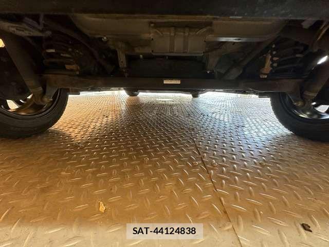 Toyota TANK 2017-02 8369183-16