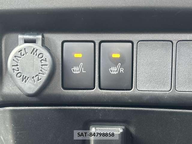 Toyota TANK 2017-03 8369180-26