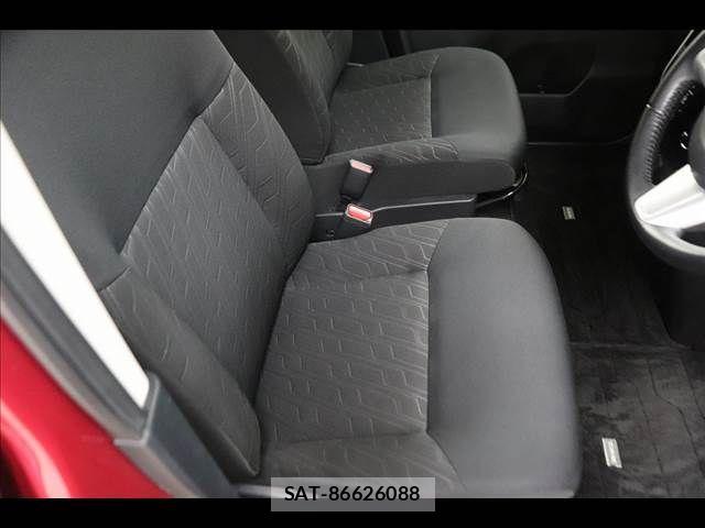 Toyota TANK 2019-05 8369177-10