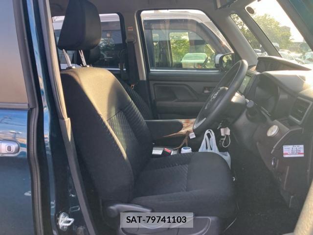 Toyota TANK 2018-06 8369186-10