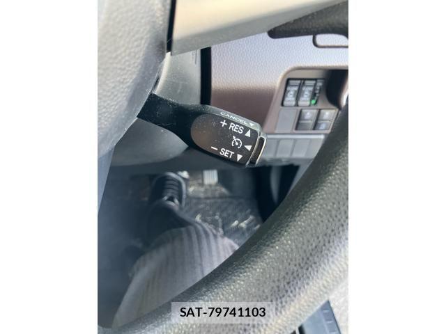 Toyota TANK 2018-06 8369186-15