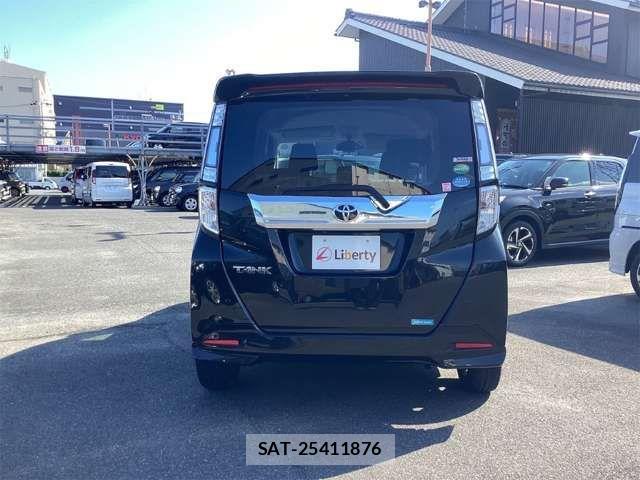 Toyota TANK 2017-11 8372266-18