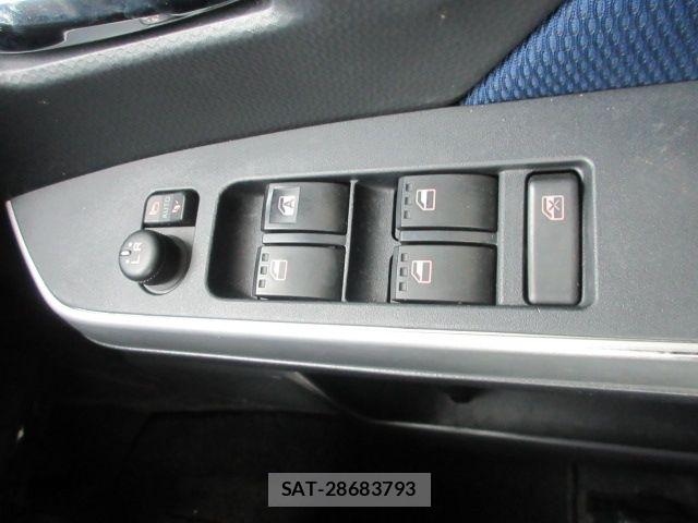 Toyota TANK 2017-04 8415306-19