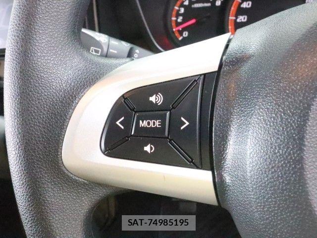 Toyota TANK 2017-09 8415304-19