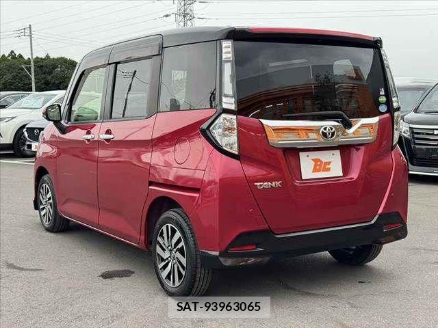 Toyota TANK 2018-07 8415307-12