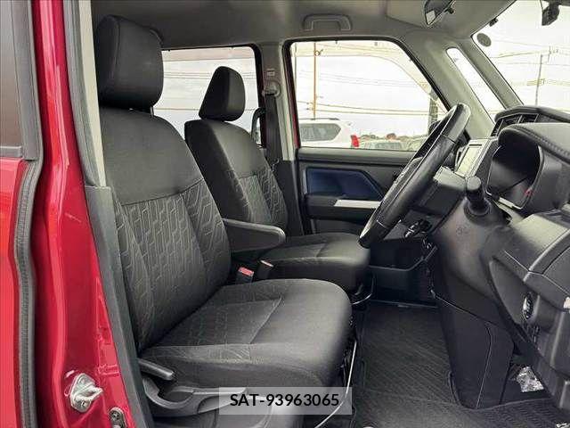 Toyota TANK 2018-07 8415307-15