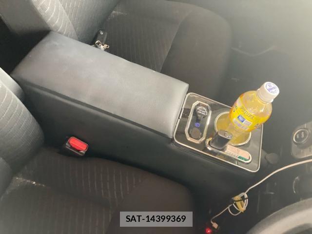 Toyota TANK 2017-10 8438961-21