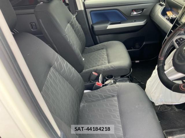 Toyota TANK 2018-02 8438960-11