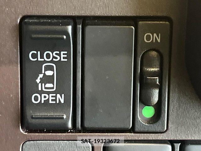 Toyota TANK 2017-07 8458579-4