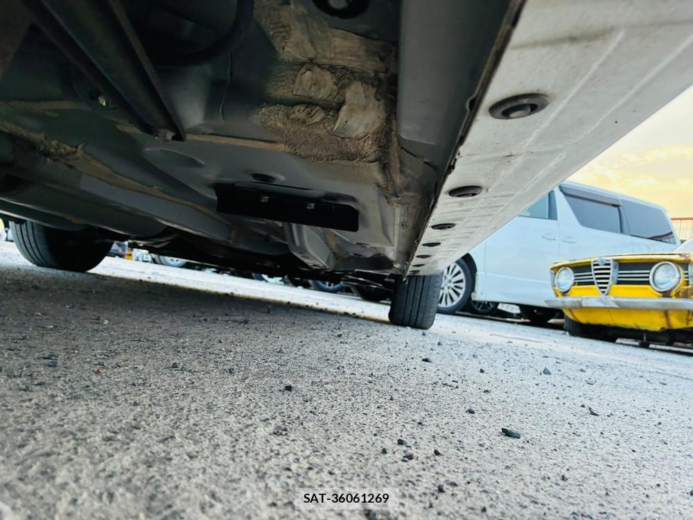 Toyota TANK 2019-07 8329538-39