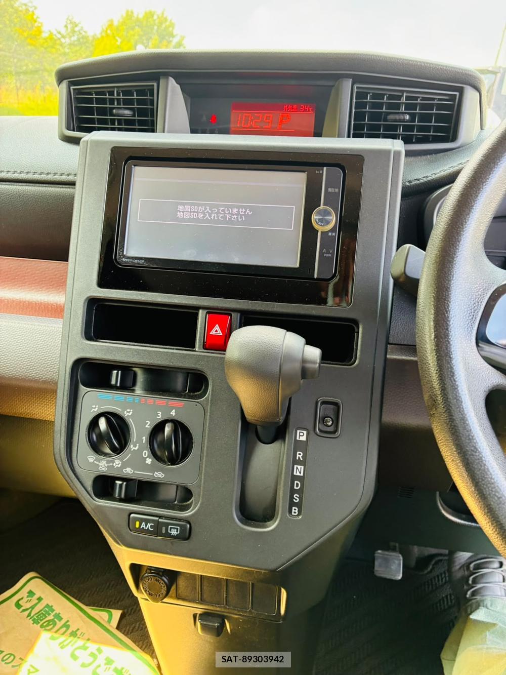 Toyota TANK 2019-07 8448106-19