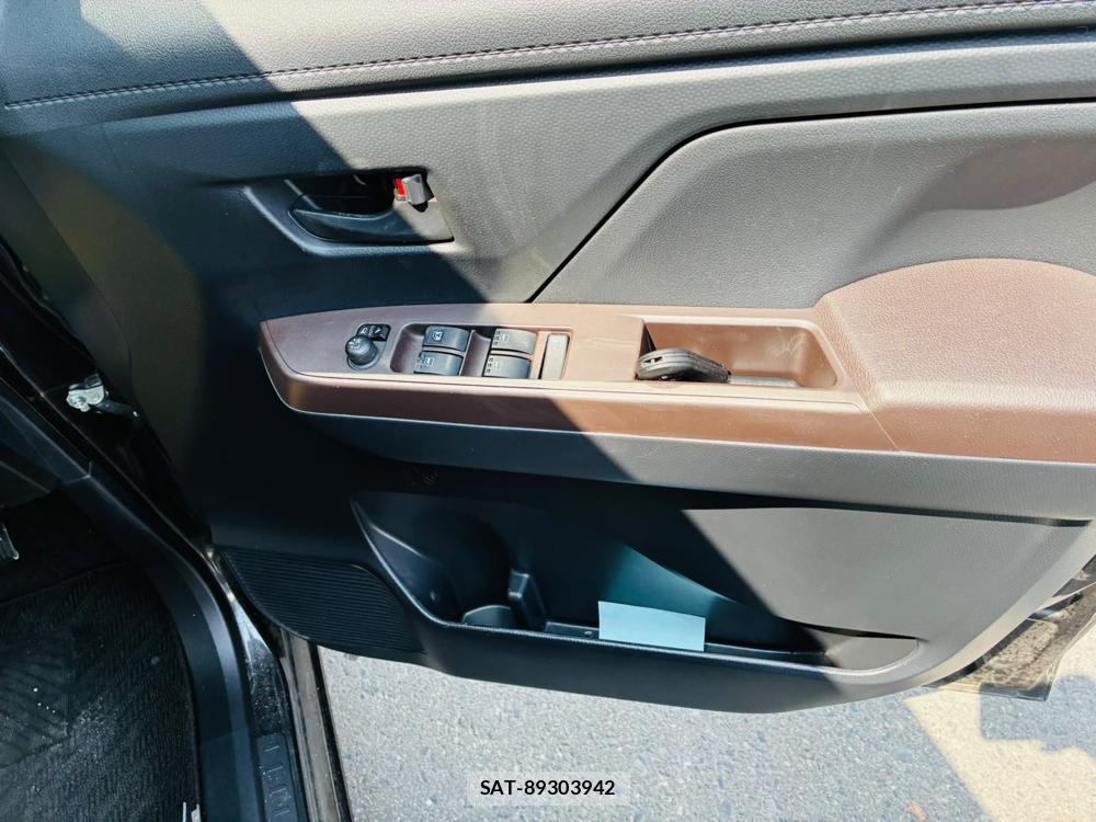 Toyota TANK 2019-07 8448106-21