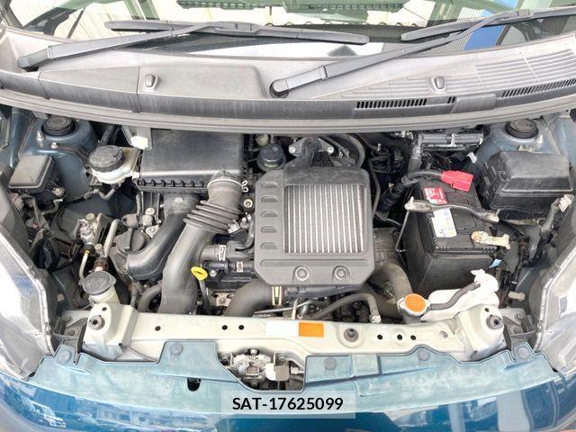 Toyota TANK 2018-04 8527682-17