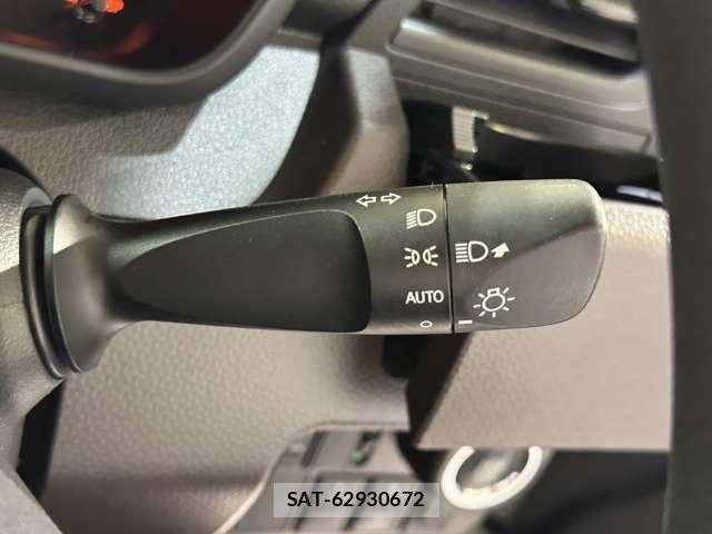 Toyota TANK 2018-05 8563729-11