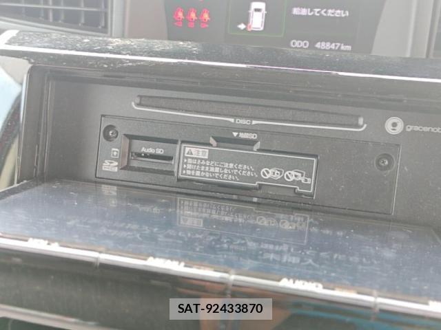 Toyota TANK 2018-04 8629258-15