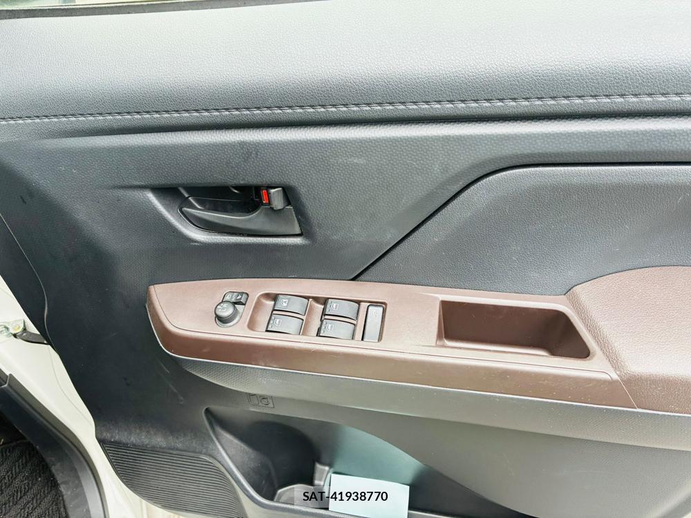 Toyota TANK 2019-07 8468819-23
