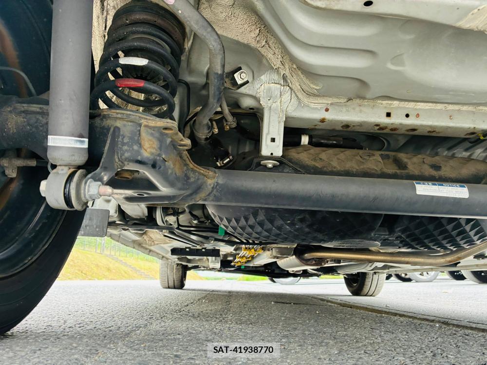 Toyota TANK 2019-07 8468819-37
