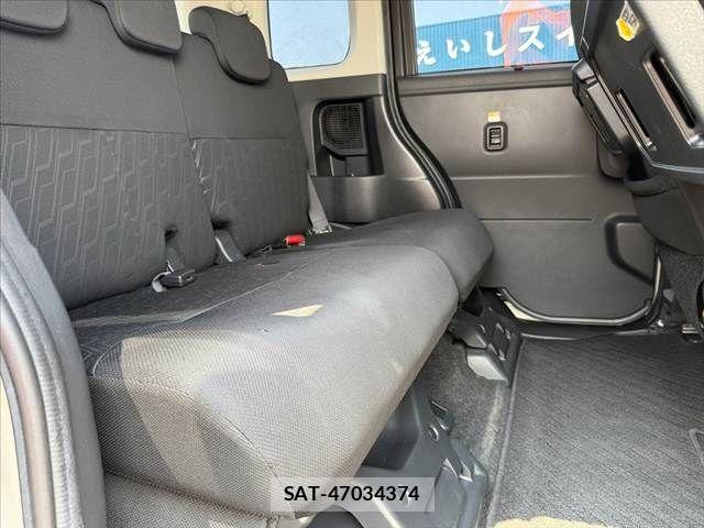 Toyota TANK 2018-03 8667005-17