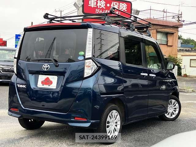 Toyota TANK 2018-01 8661881-2