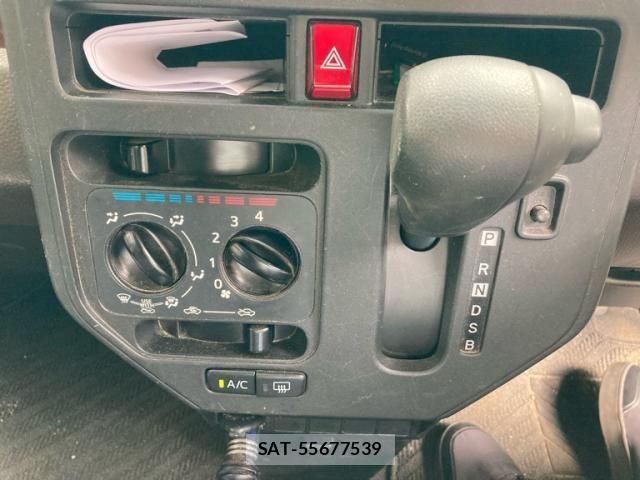 Toyota TANK 2019-09 8686728-20