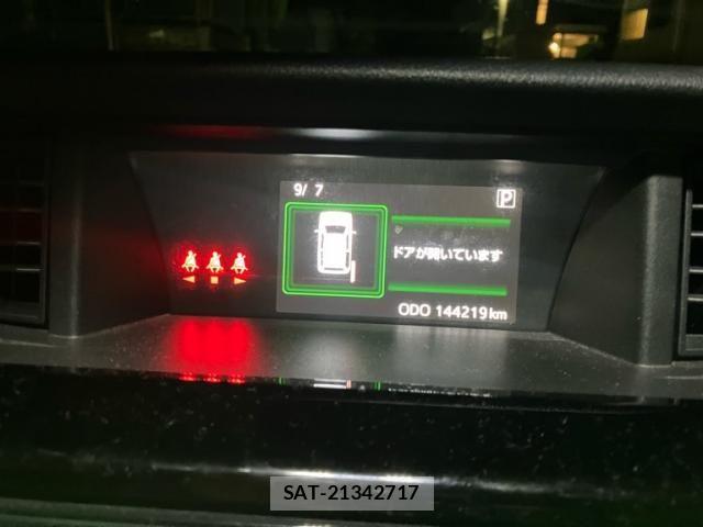 Toyota TANK 2017-03 8782269-0