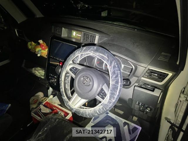 Toyota TANK 2017-03 8782269-14