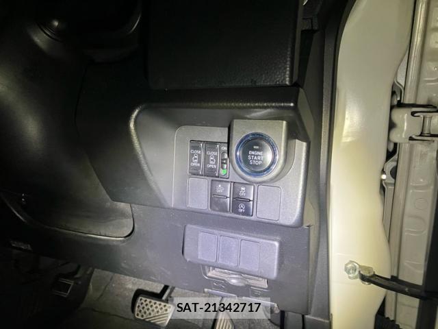 Toyota TANK 2017-03 8782269-16