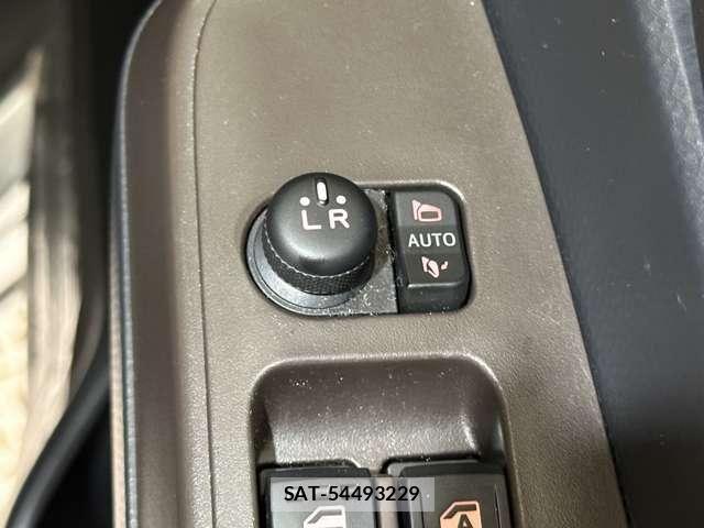 Toyota TANK 2017-03 8797674-14