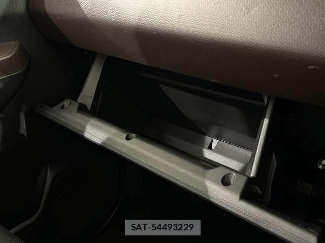 Toyota TANK 2017-03 8797674-19