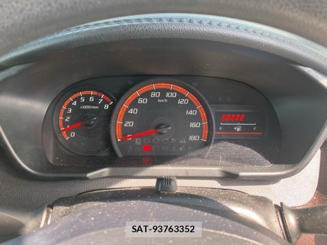Toyota TANK 2019-04 8797675-12
