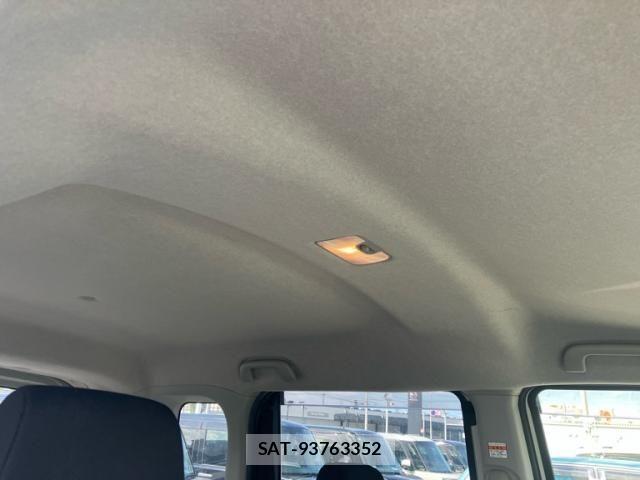 Toyota TANK 2019-04 8797675-17
