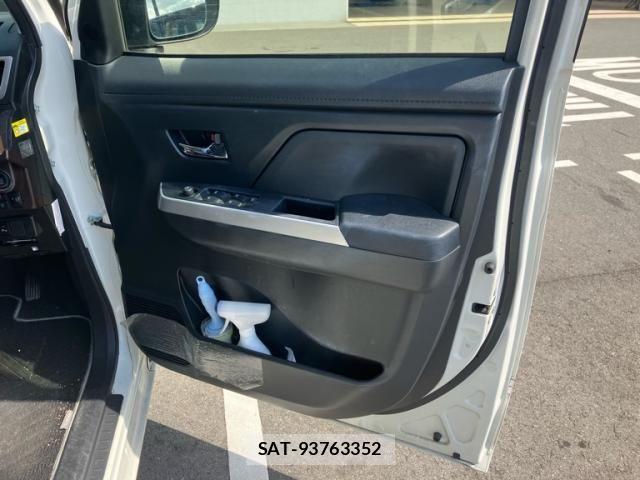 Toyota TANK 2019-04 8797675-19
