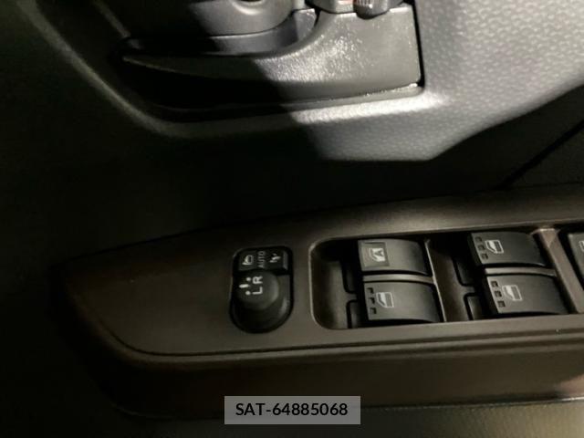 Toyota TANK 2017-11 8797676-18