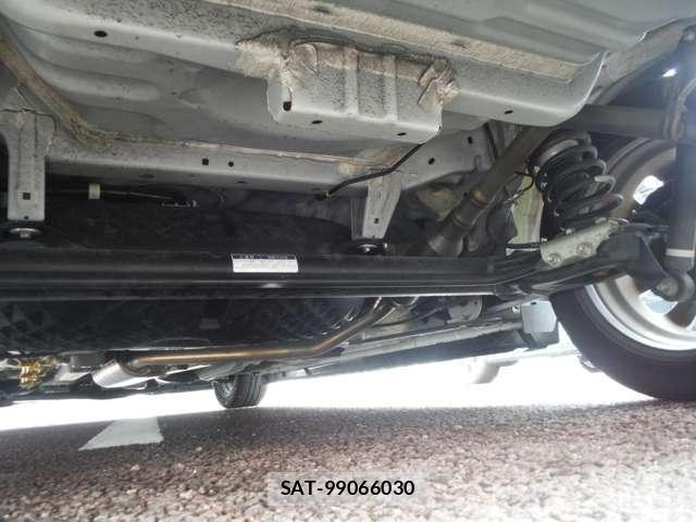 Toyota TANK 2018-06 8831945-12