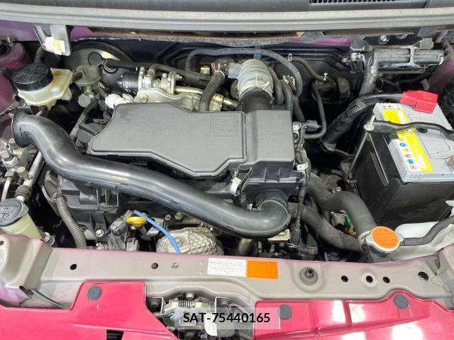 Toyota TANK 2018-03 8850820-17