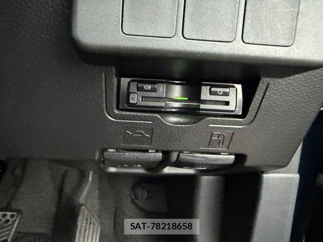 Toyota TANK 2017-04 8882493-17