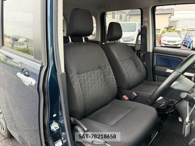 Toyota TANK 2017-04 8882493-3