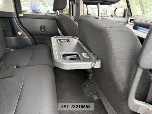 Toyota TANK 2017-04 8882493-7