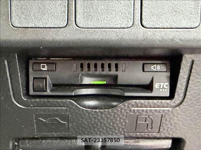 Toyota TANK 2017-12 8882495-27